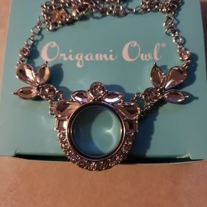 Origami owl exclusive locket